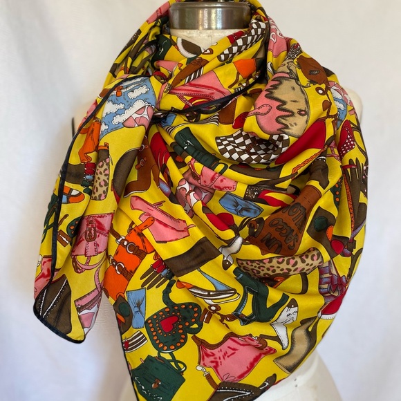 Multi coloured extra large shawl scarf. - Picture 11 of 13